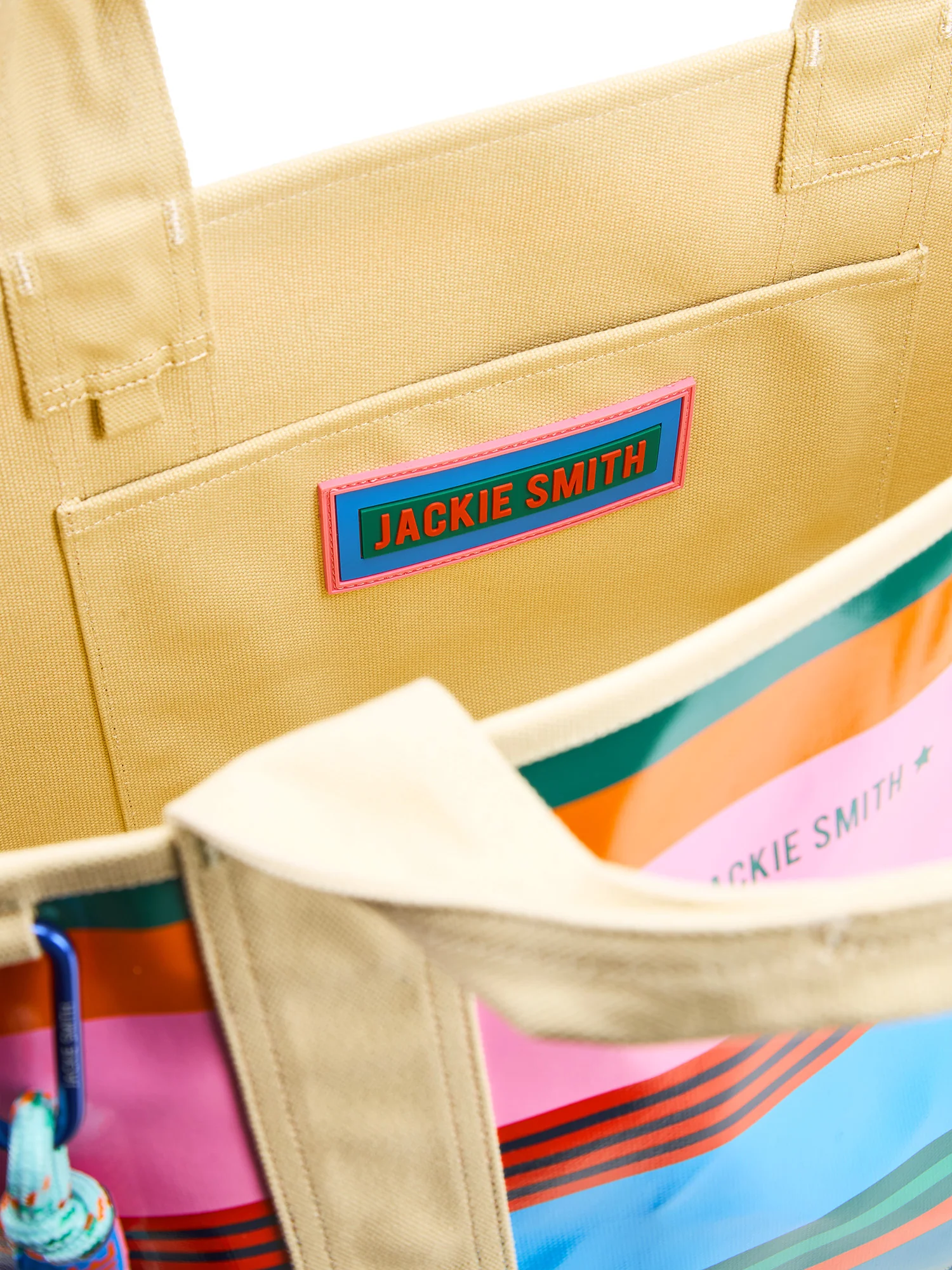 CP02175AGA90U94_BAJA_C_f8411a55-34b8-4bbd-83a1-704fe793e71a