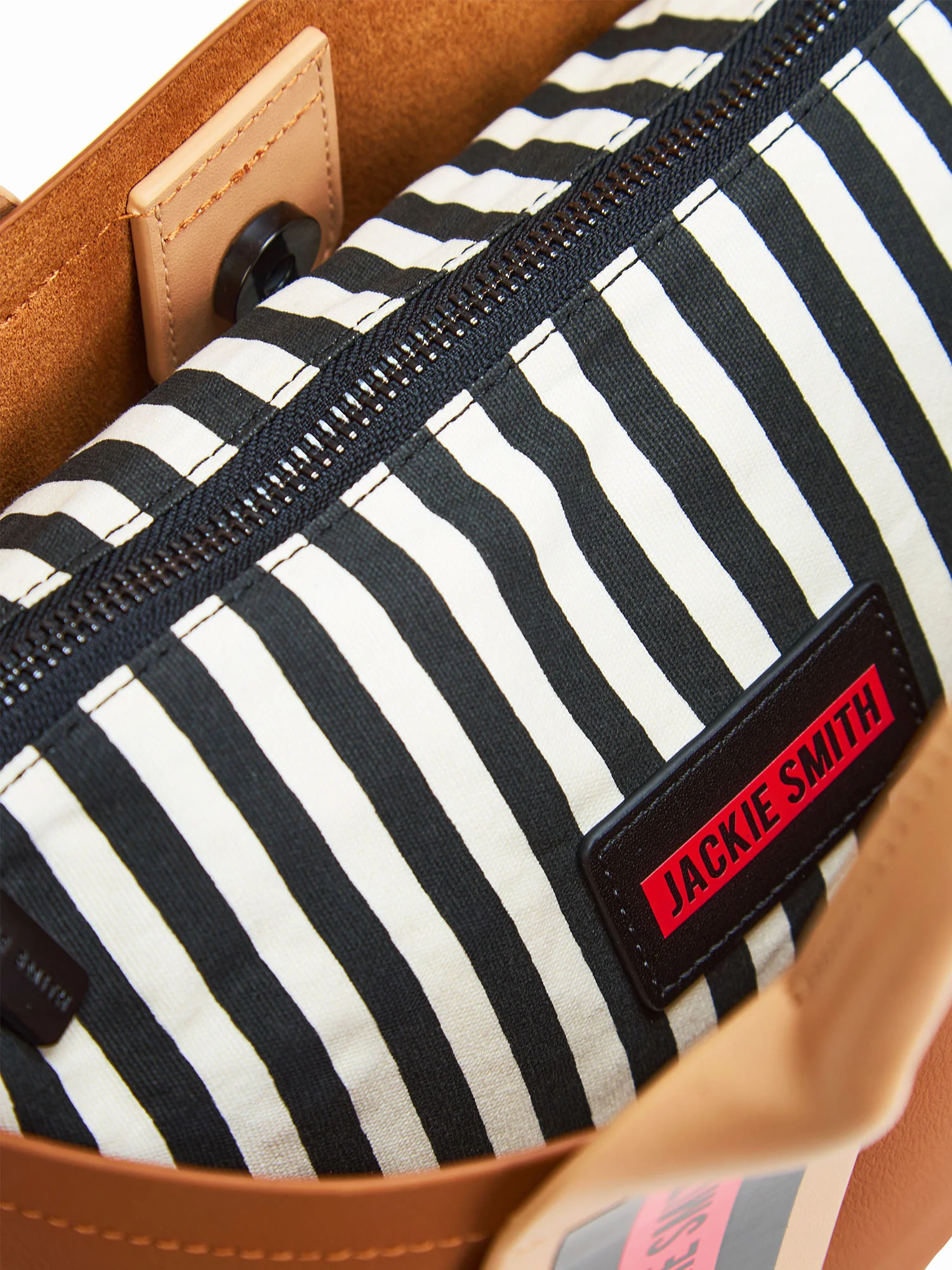 CP02157MPC03094_BAJA_C_1a513836-46d2-47dc-a8b1-5df4f5467d19