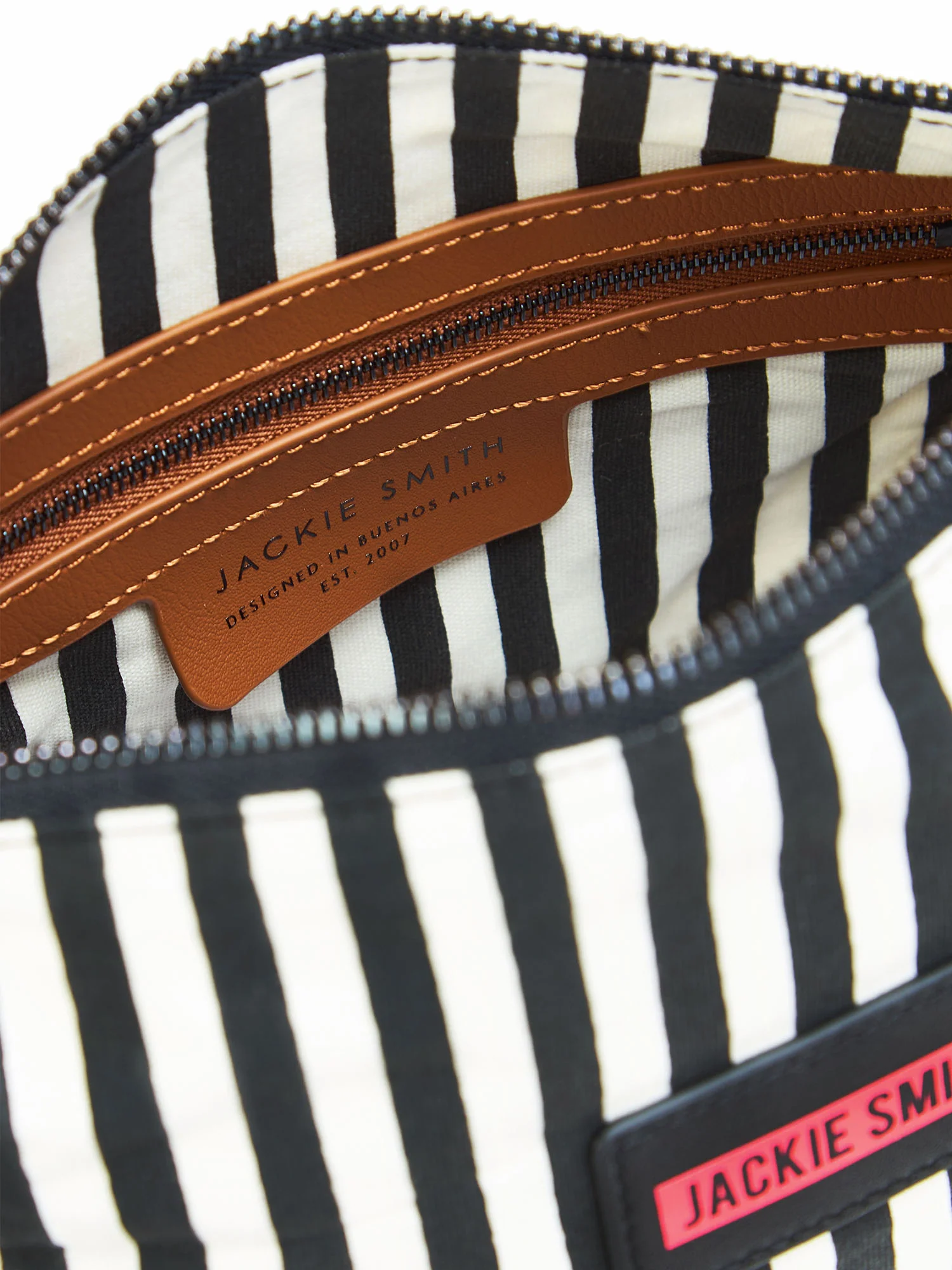 CP02157MPC03094_BAJA_D_88e89ce4-50da-4355-91c7-794e4f18c204