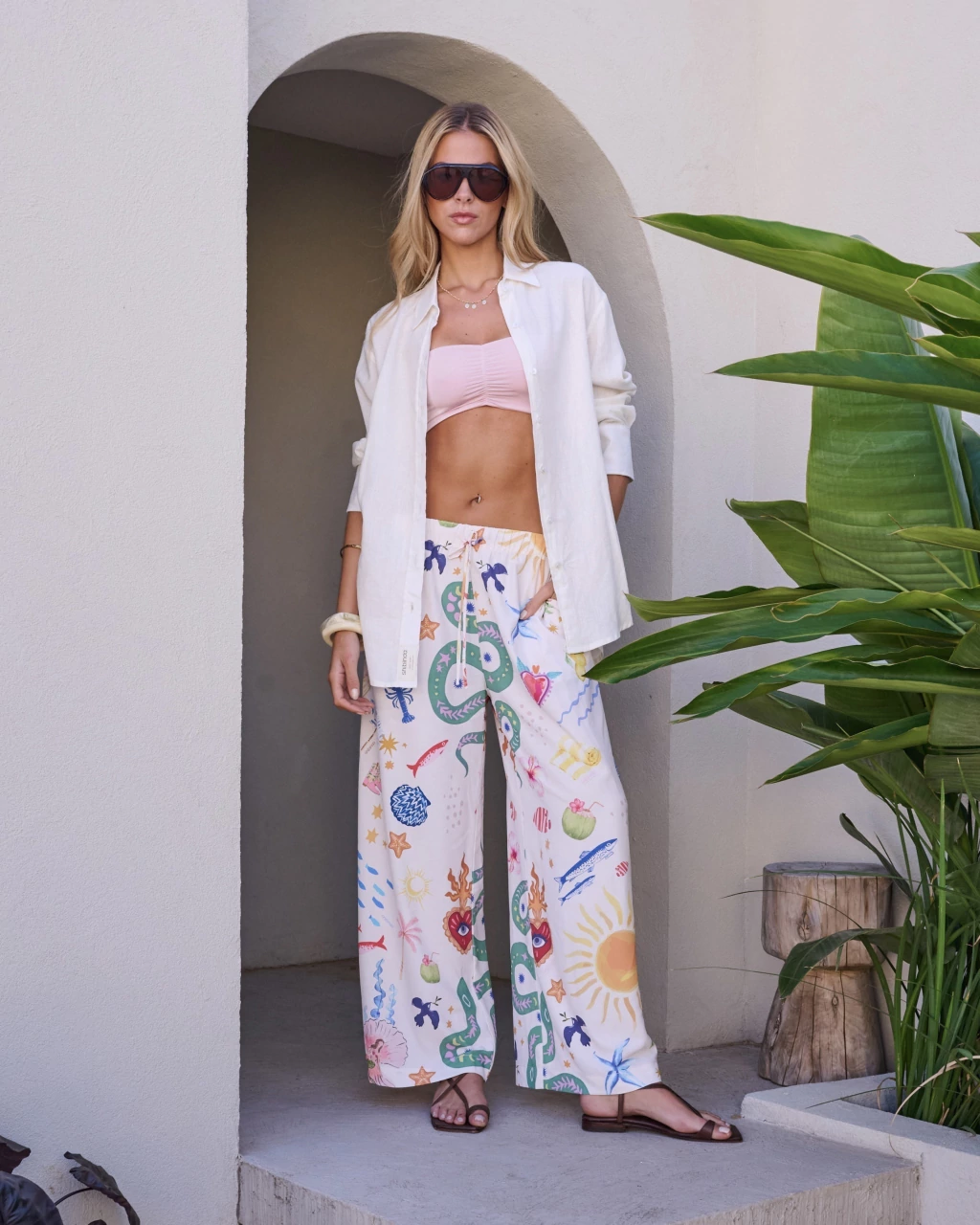 pantalon-shell-bandeau-piel-rosa-y-camisa-marea-crudo459578-5f2aa30b1cc7fda8d617634729974776-1024-1024