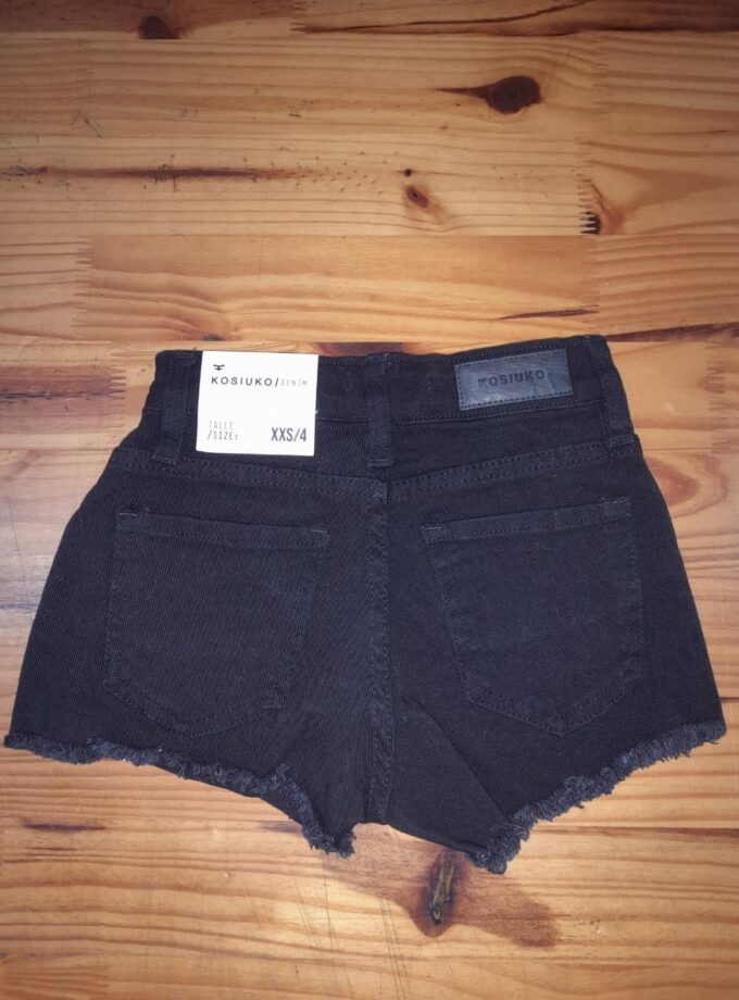 Short Phoebe Basic Black