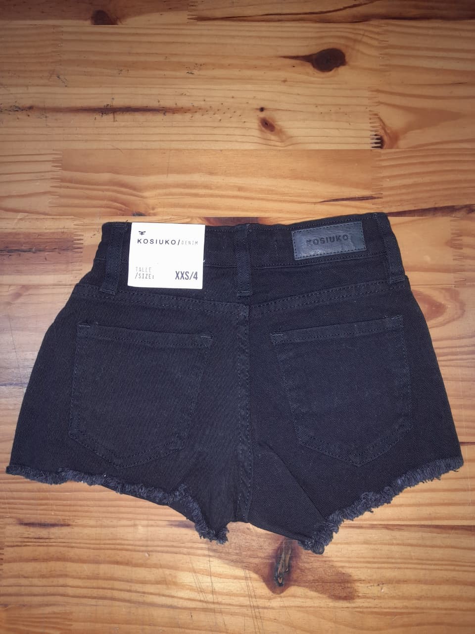 Short Phoebe Basic Black - Imagen 2