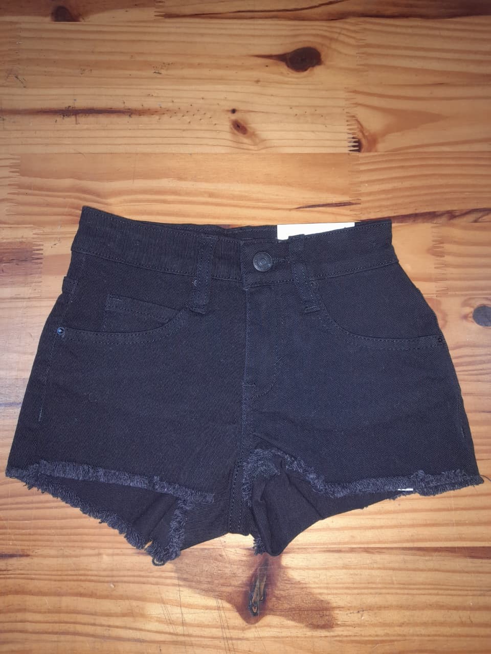 Short Phoebe Basic Black