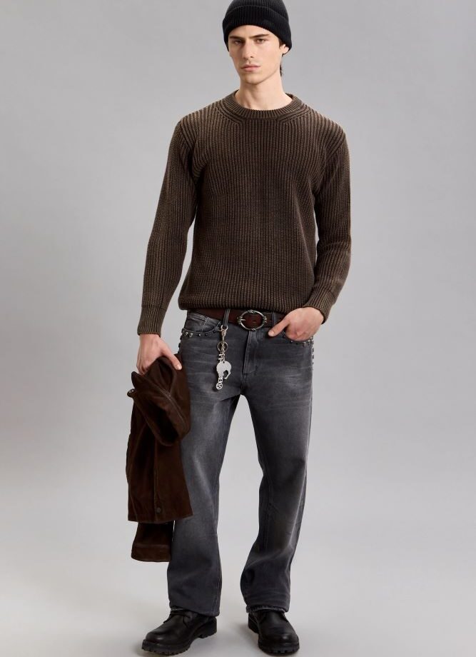 Sweater HCG Wash New