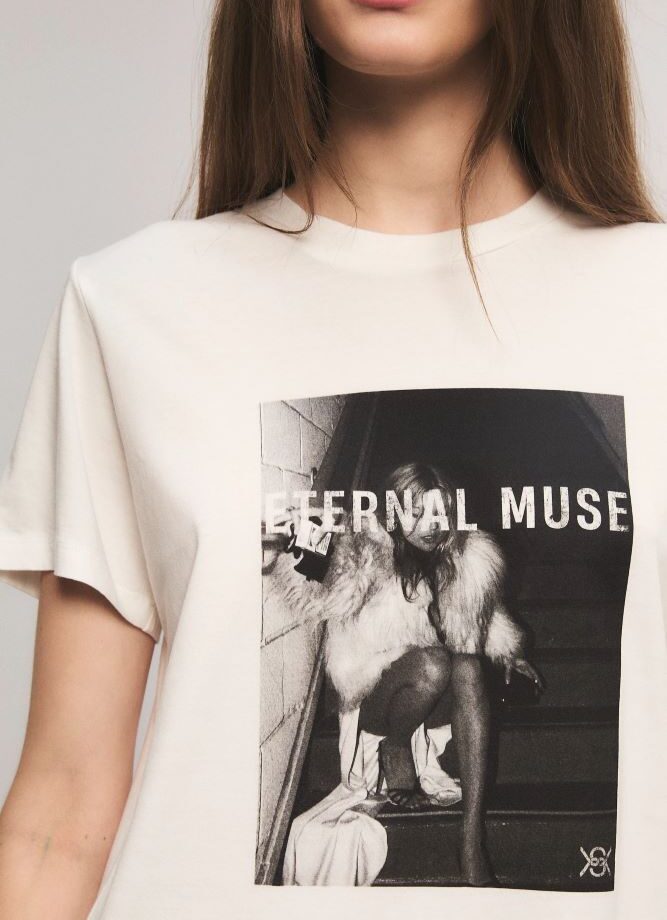Remera Midnight Muse