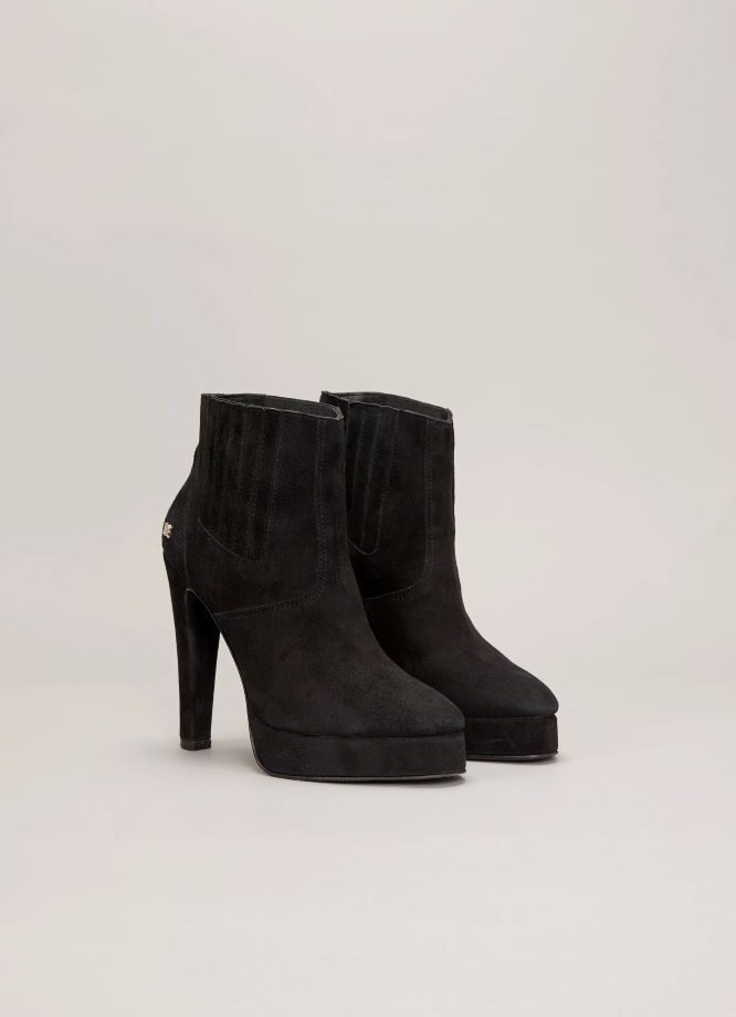 Bota Electric Muse