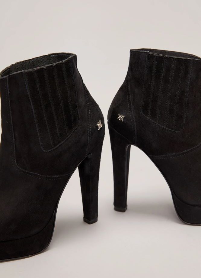 Bota Electric Muse