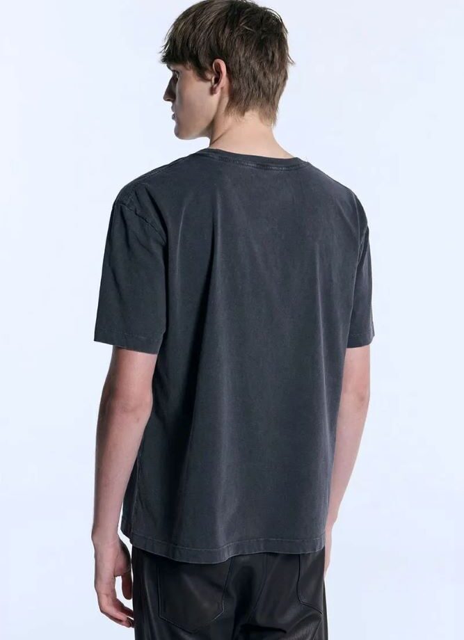 Remera Eat Me