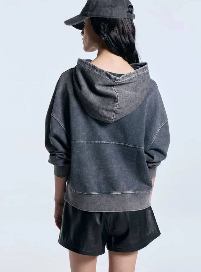 Buzo Stitch