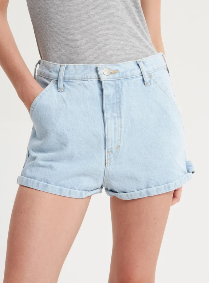Short Mom Light Blue