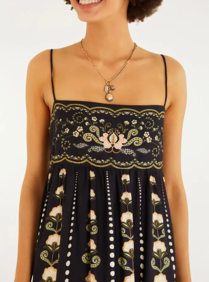 Vestido Nikita