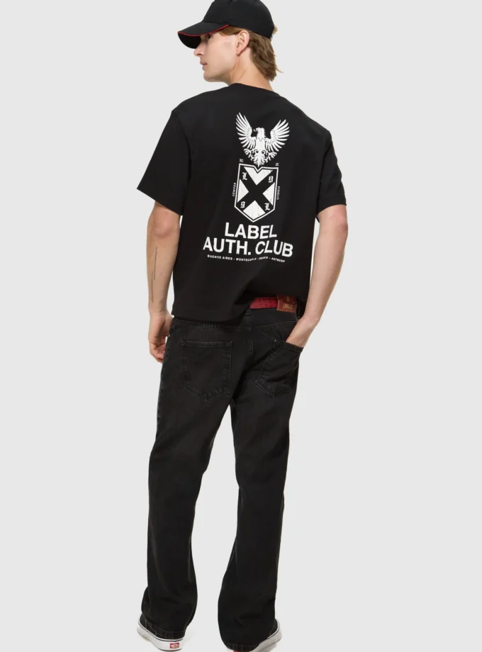 Remera Auth Club Shield