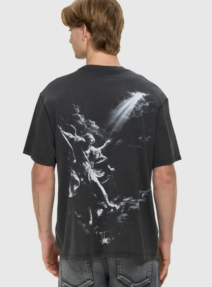 Remera ST Michael Glow