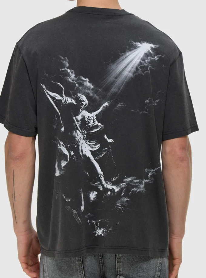 Remera ST Michael Glow